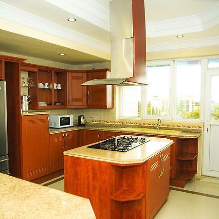 Luxury Apartment With Ocean View In Oyster Bay Daressalam Exterior foto
