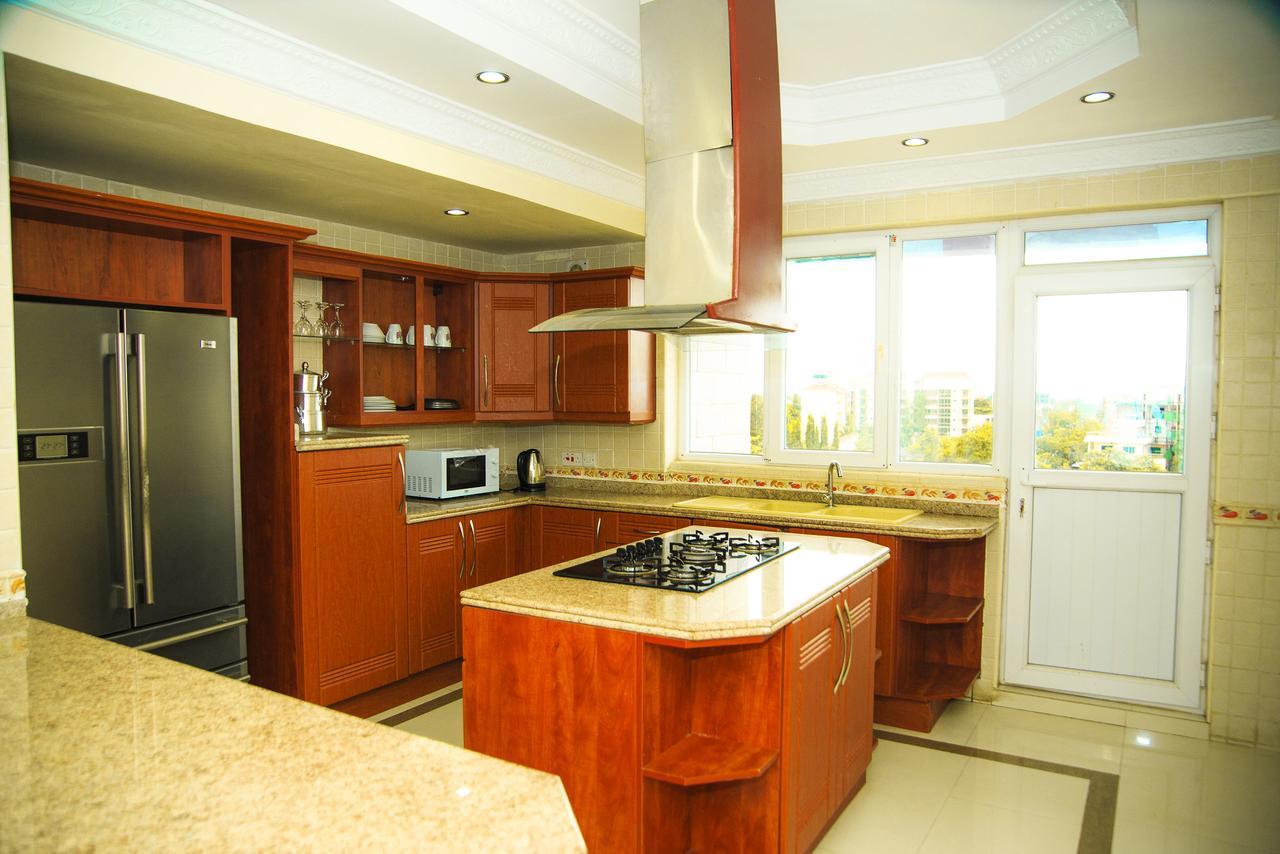 Luxury Apartment With Ocean View In Oyster Bay Daressalam Exterior foto