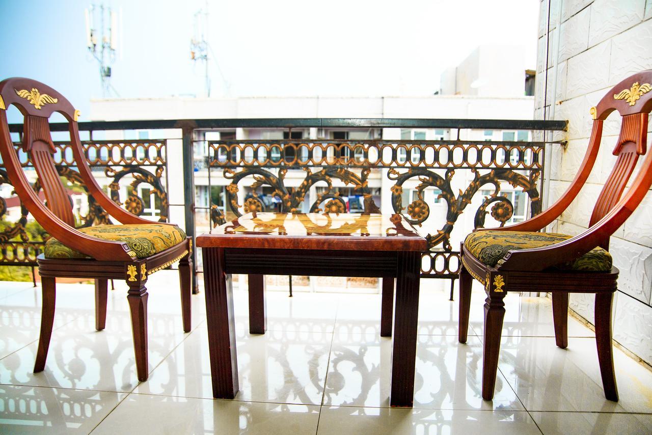 Luxury Apartment With Ocean View In Oyster Bay Daressalam Exterior foto